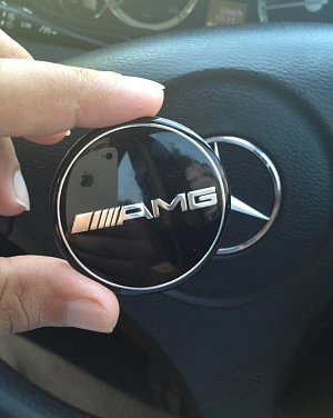 Mercedes Benz , шильд в седения , руль в ассортименте