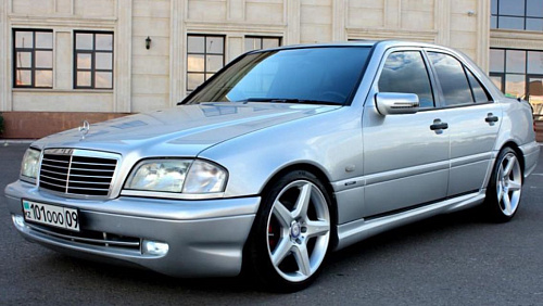 Комплект обвеса W202 AMG C43 (C-Класс) 1993-2000
